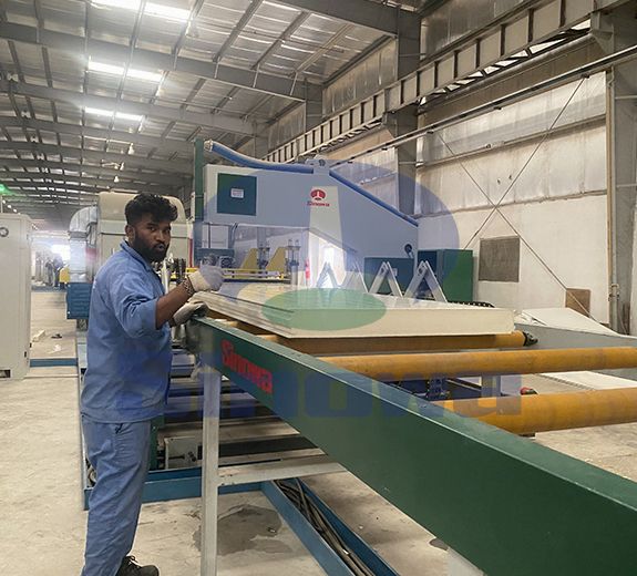 Fully Automatic Sandwich Panel Making Machine Price,Sinowa