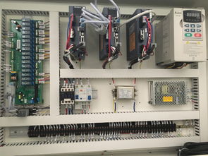 單頭精雕機 東莞廠家直銷，專為手機邊框按鍵精雕打造的高效電子設備